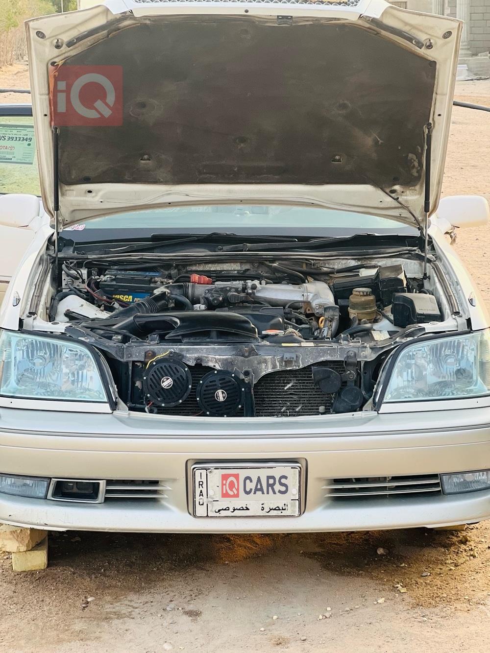 تۆیۆتا کراون